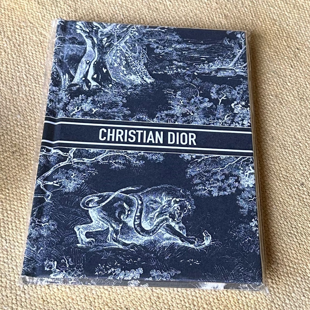 New Dior Notebook - Picture 6 of 6